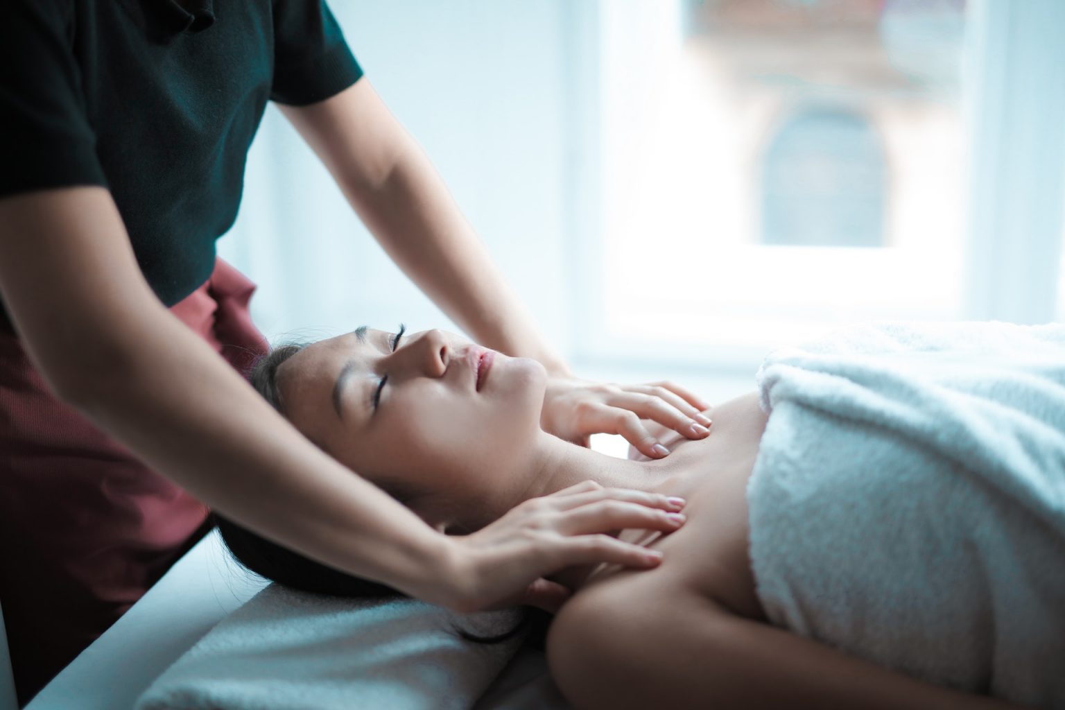 massage-1536x1024